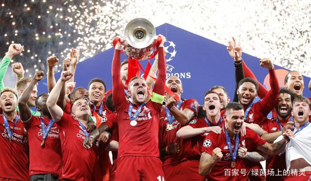 更是把裁判 更是把裁判