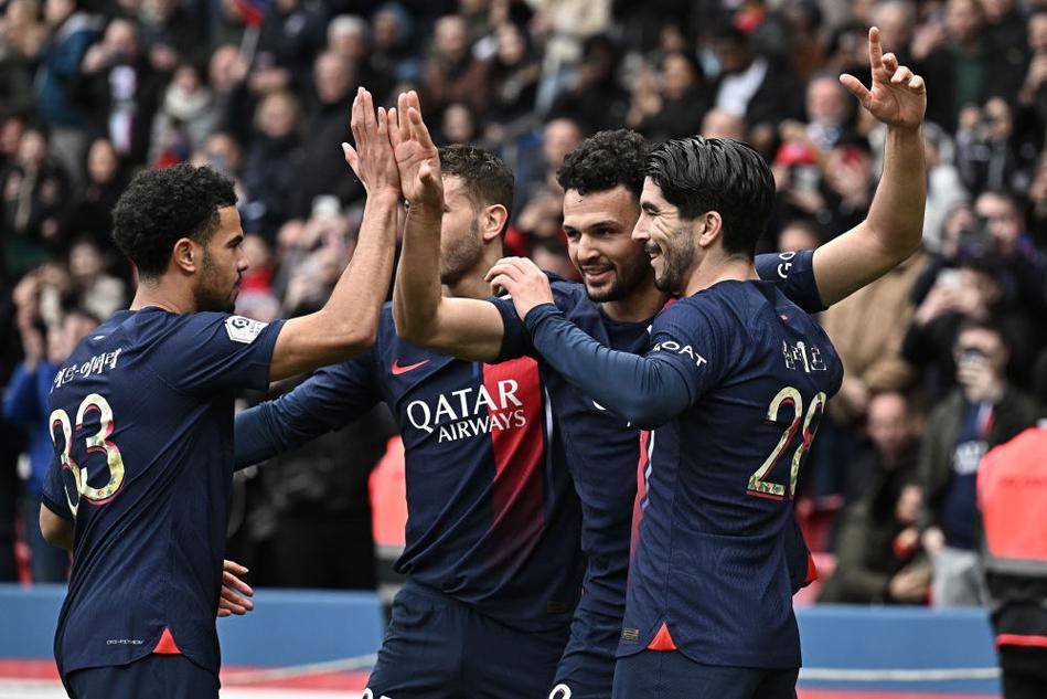 更是决赛前 更是决赛前